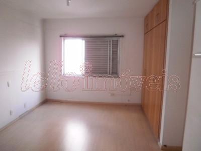 Apartamento para alugar com 3 quartos, 220m² - Foto 13