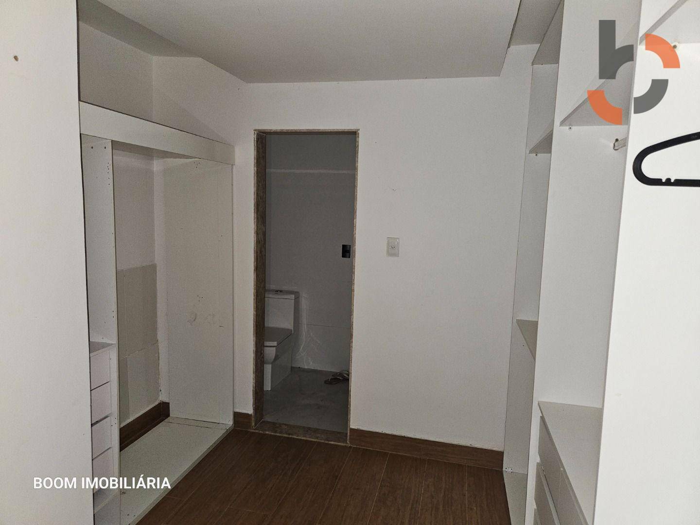 Casa à venda com 3 quartos, 255m² - Foto 17