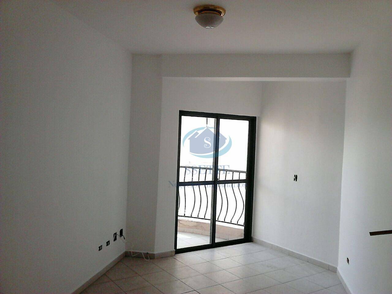 Apartamento para alugar com 3 quartos, 70m² - Foto 1