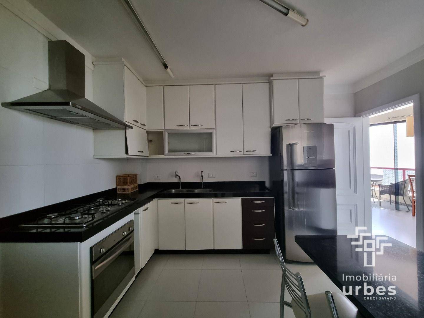 Apartamento à venda com 3 quartos, 162m² - Foto 15