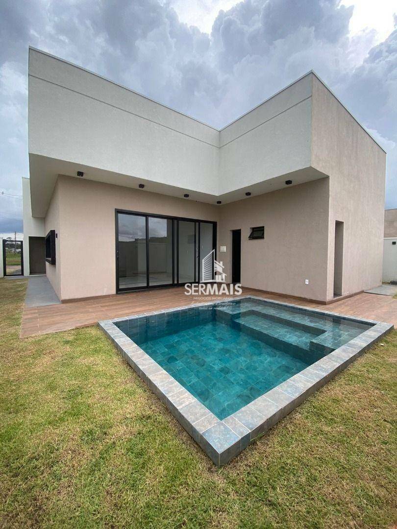 Casa de Condomínio à venda com 3 quartos, 228m² - Foto 1