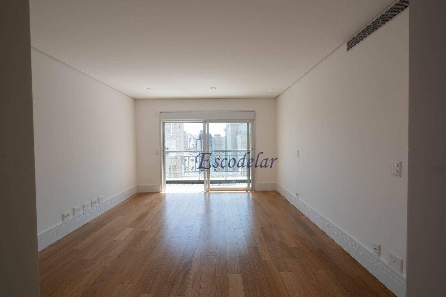 Apartamento à venda e aluguel com 3 quartos, 275m² - Foto 16