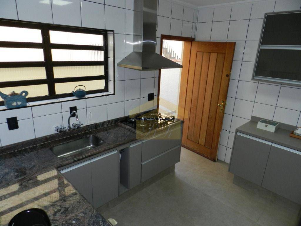 Sobrado à venda com 3 quartos, 179m² - Foto 8