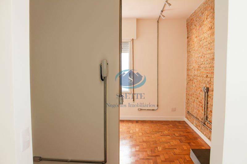 Apartamento à venda com 1 quarto, 29m² - Foto 17