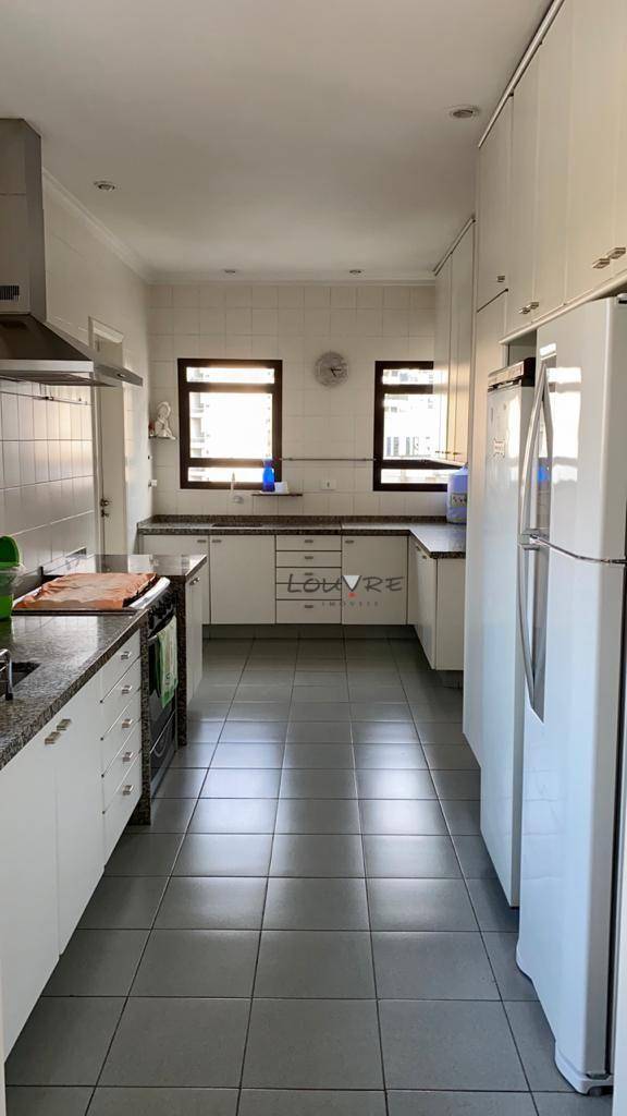 Apartamento à venda com 4 quartos, 600m² - Foto 33