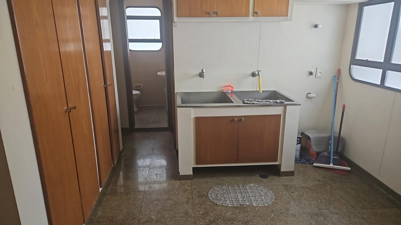 Apartamento para alugar com 4 quartos, 468m² - Foto 43