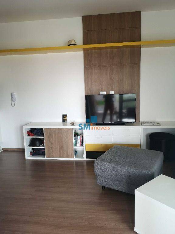 Apartamento para alugar com 1 quarto, 56m² - Foto 2