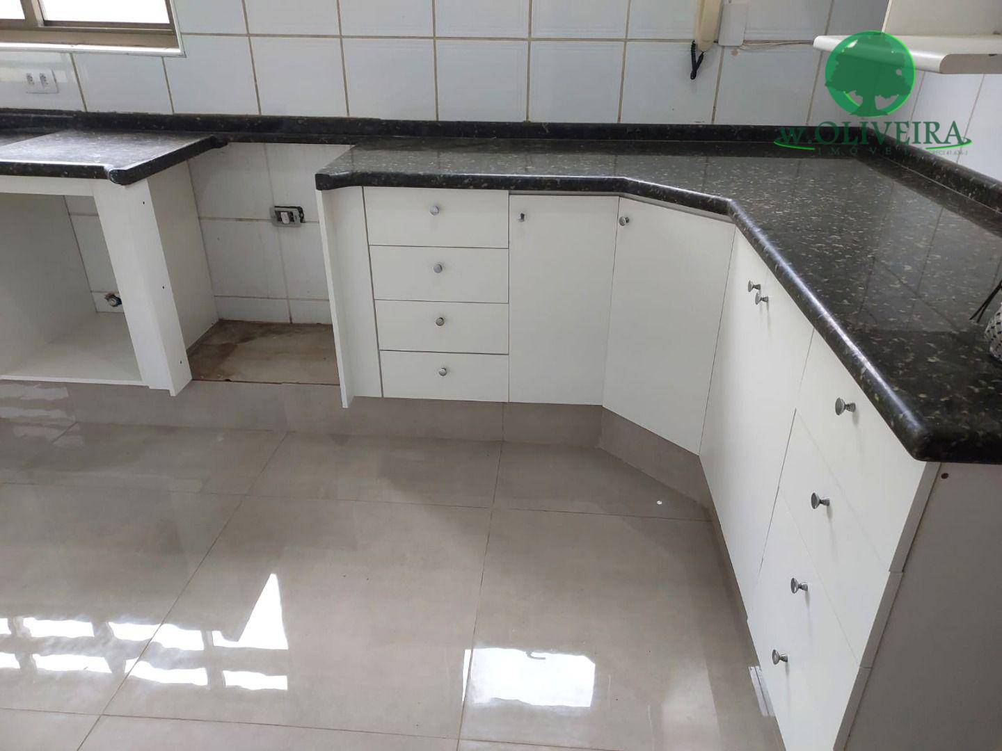 Sobrado à venda com 3 quartos, 213m² - Foto 11