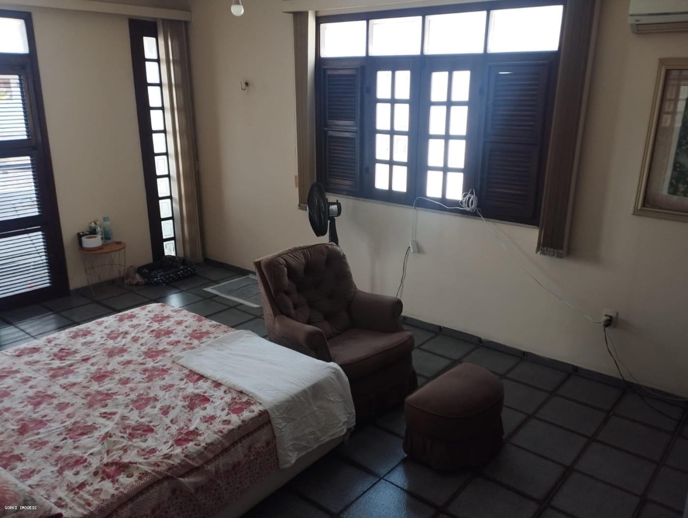 Casa à venda com 3 quartos, 313m² - Foto 22