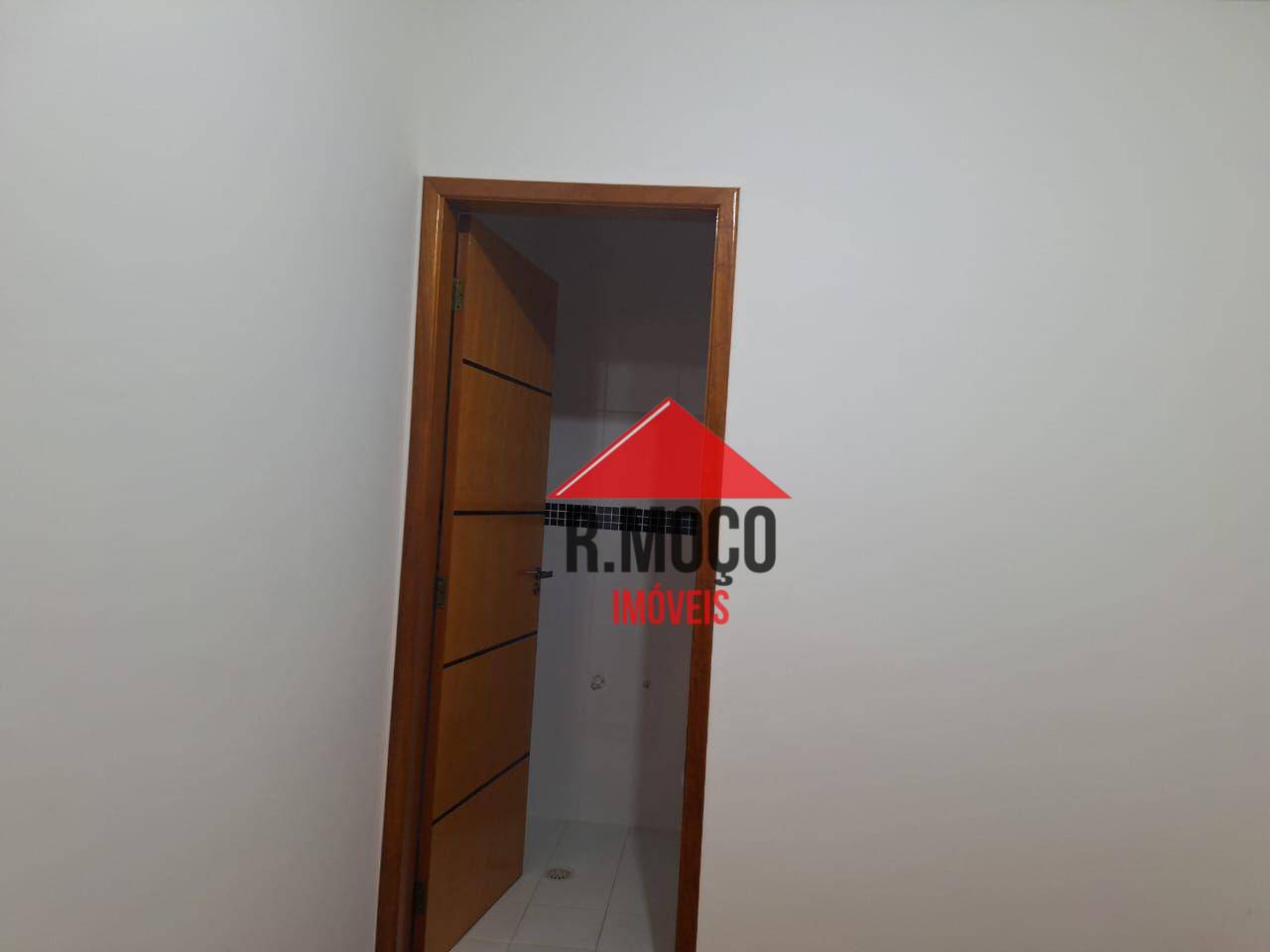 Sobrado à venda com 5 quartos, 300m² - Foto 12