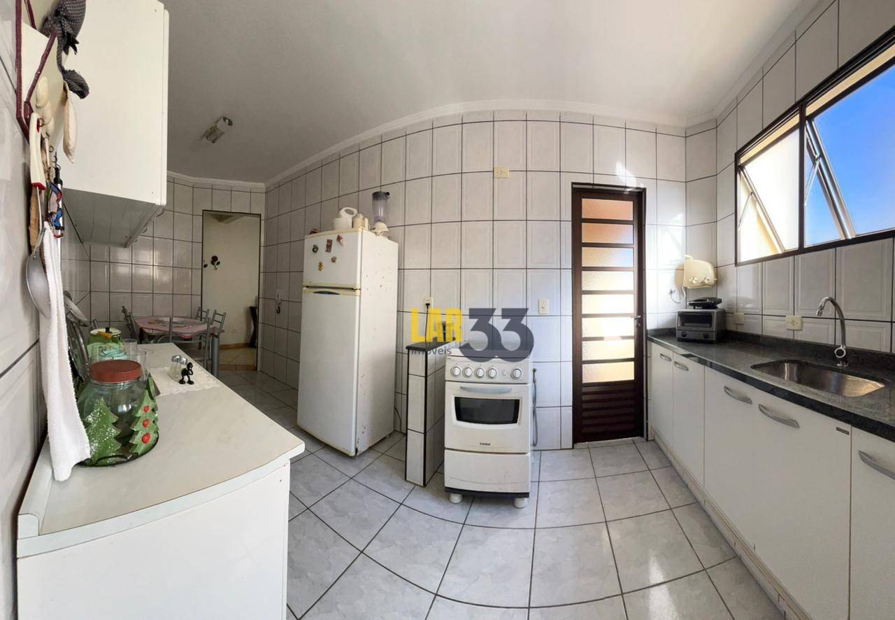 Apartamento à venda com 3 quartos, 80m² - Foto 13