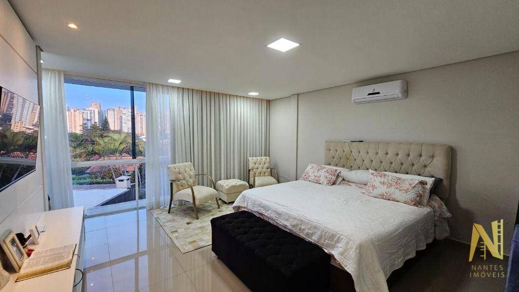 Casa à venda com 3 quartos, 284m² - Foto 18