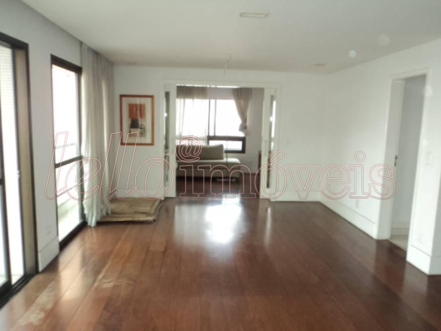 Apartamento para alugar com 3 quartos, 220m² - Foto 3