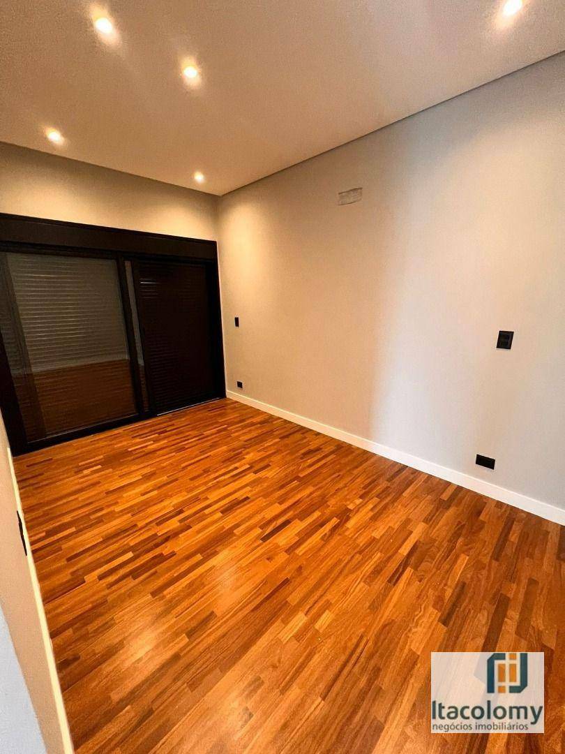 Casa de Condomínio à venda com 3 quartos, 318m² - Foto 16