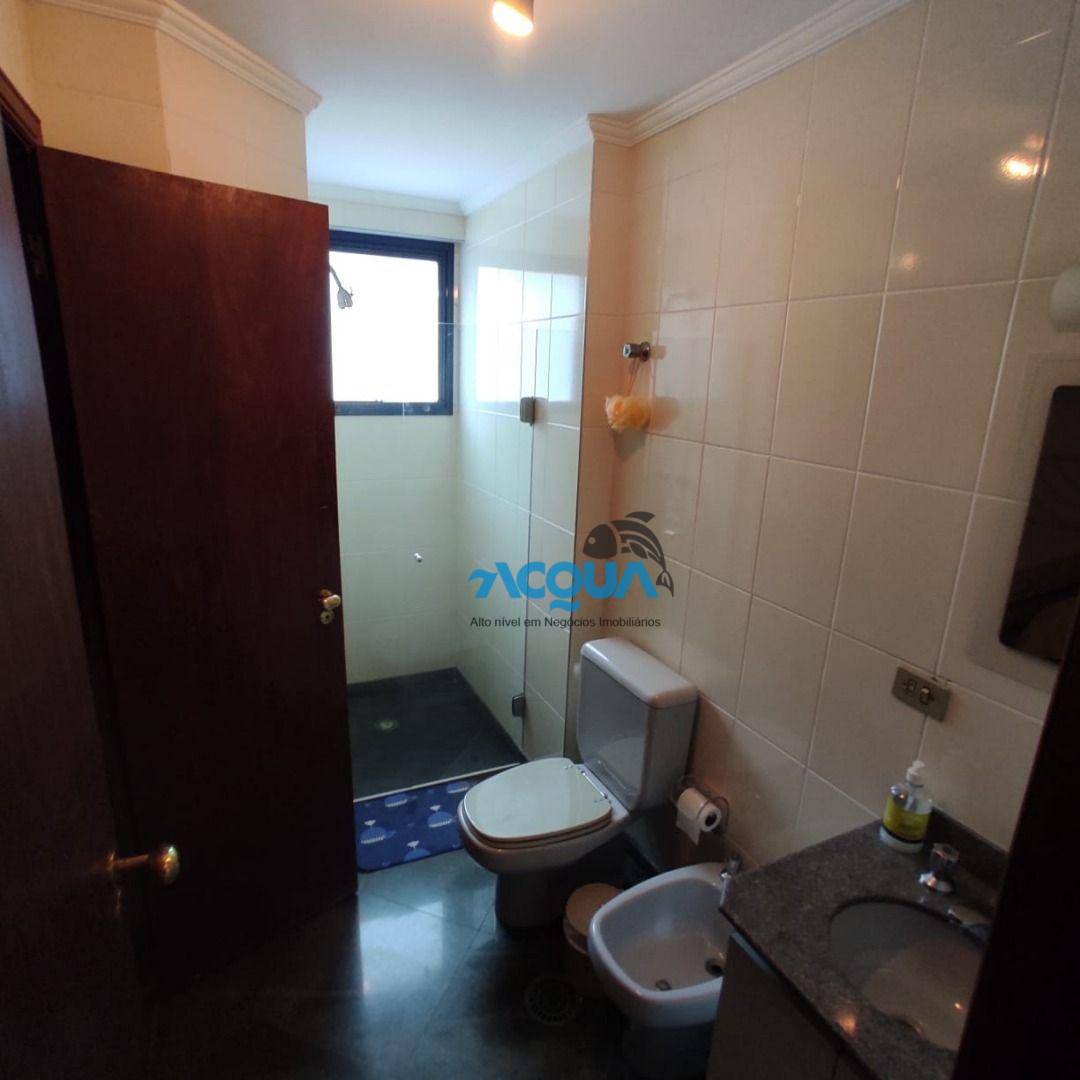 Apartamento à venda com 3 quartos, 170m² - Foto 10