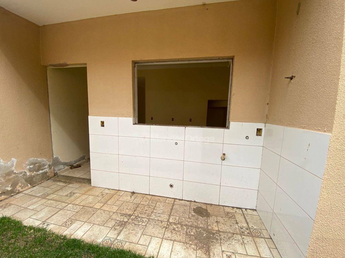 Casa à venda com 2 quartos, 72m² - Foto 5