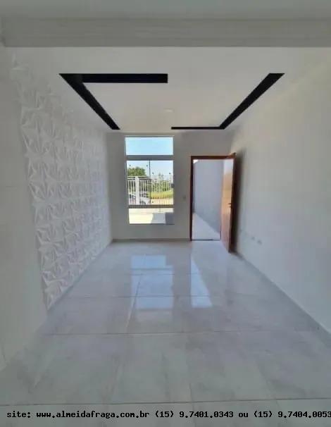 Casa à venda com 2 quartos, 59m² - Foto 2