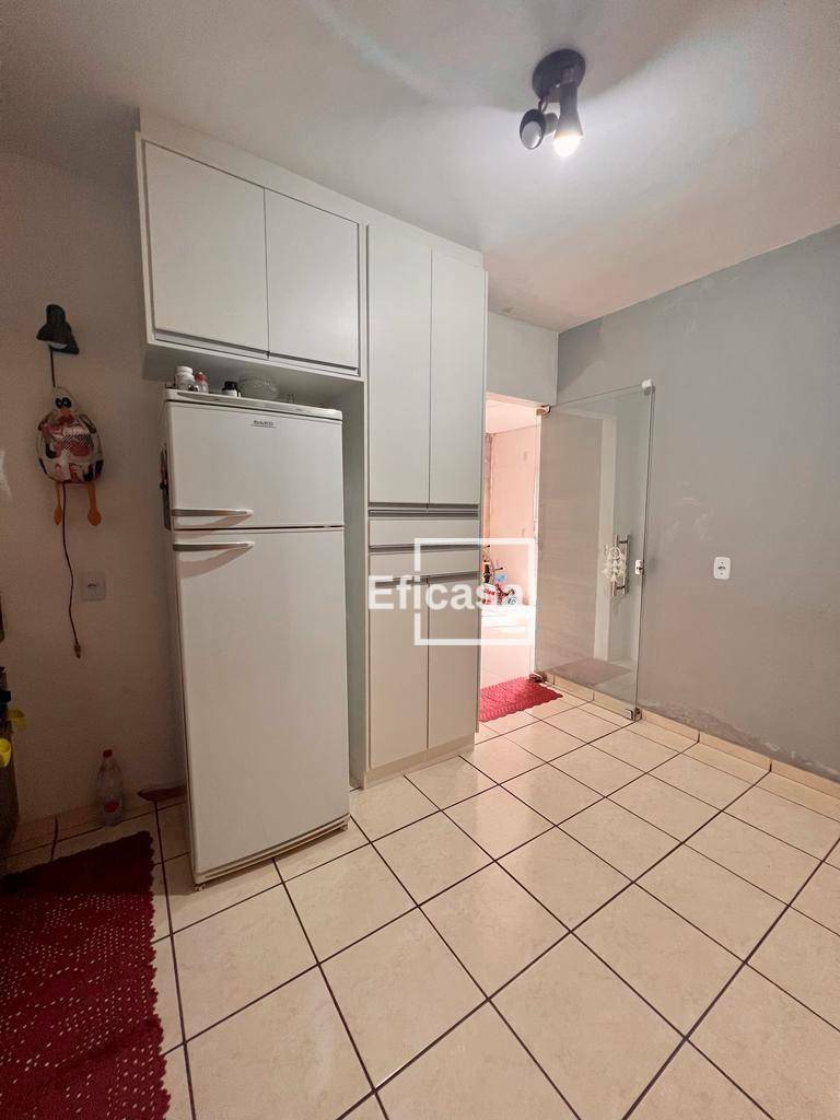 Casa à venda com 3 quartos, 150m² - Foto 17