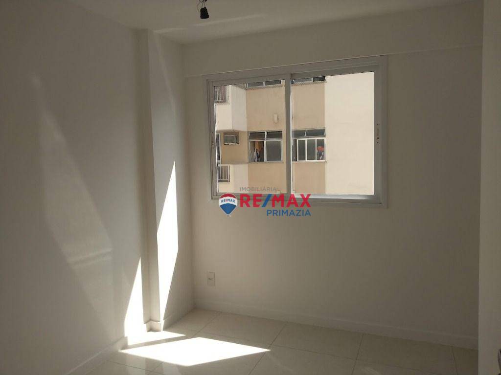 Apartamento para alugar com 3 quartos, 77m² - Foto 7