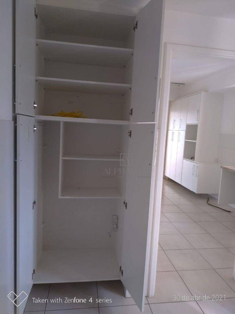 Apartamento para alugar com 3 quartos, 122m² - Foto 18