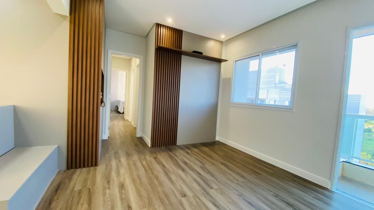 Apartamento à venda com 3 quartos, 72m² - Foto 2