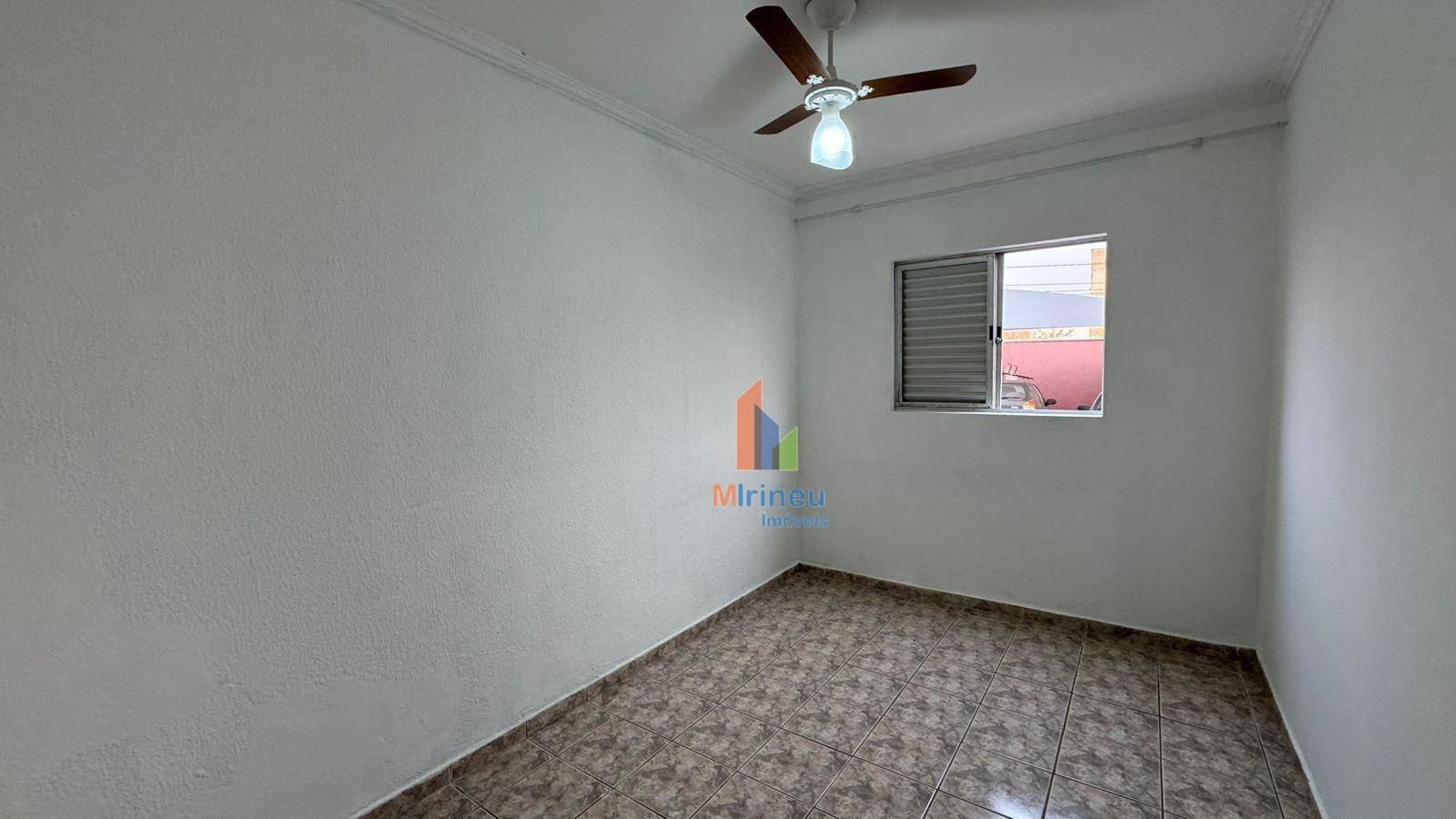 Apartamento para alugar com 2 quartos, 58m² - Foto 11