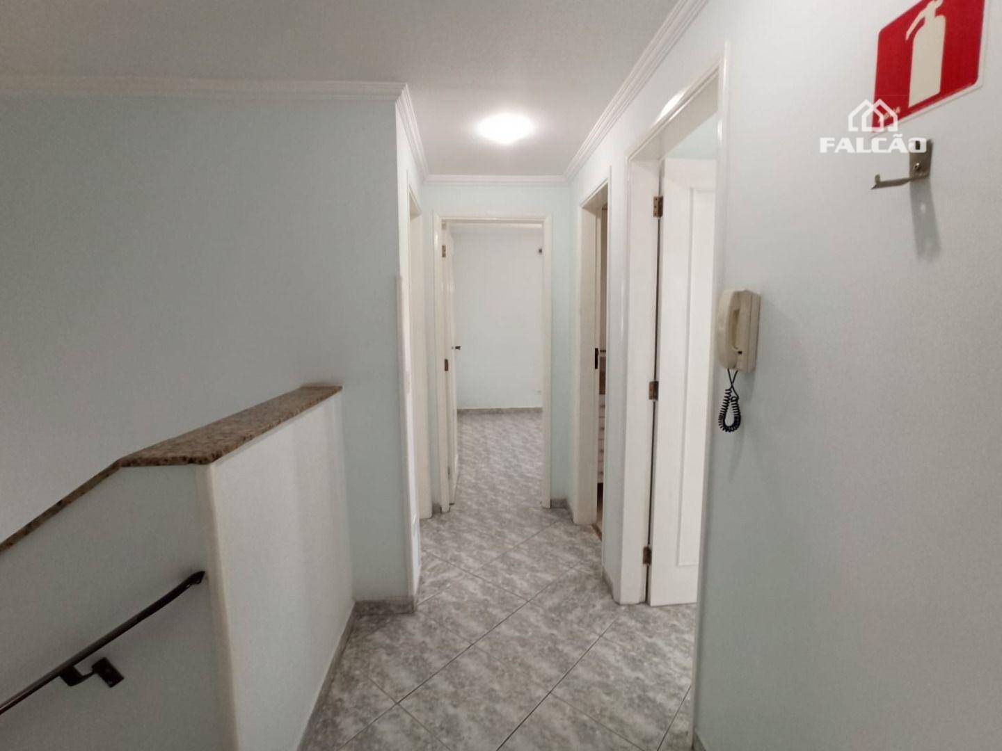 Sobrado para alugar com 4 quartos, 230m² - Foto 11