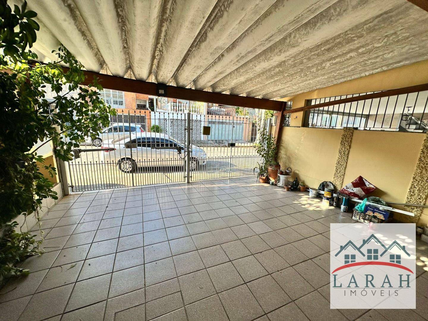 Sobrado à venda e aluguel com 3 quartos, 100m² - Foto 4