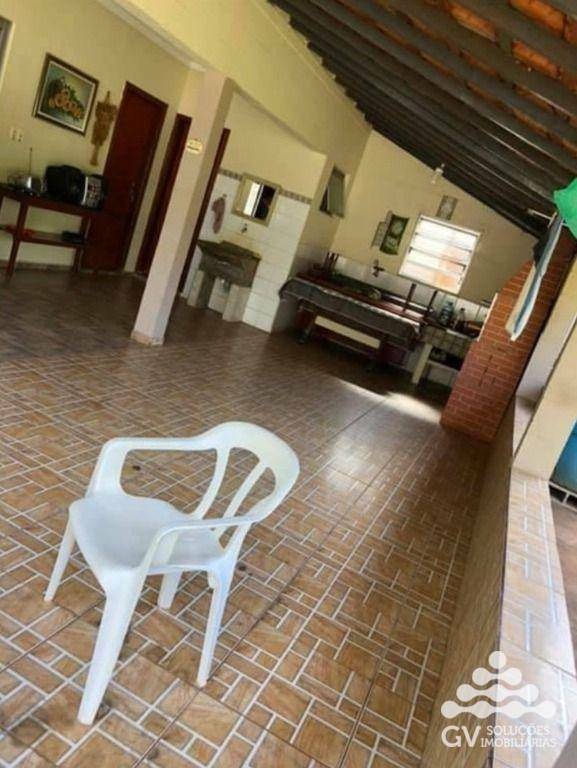 Chácara à venda com 2 quartos, 150m² - Foto 13