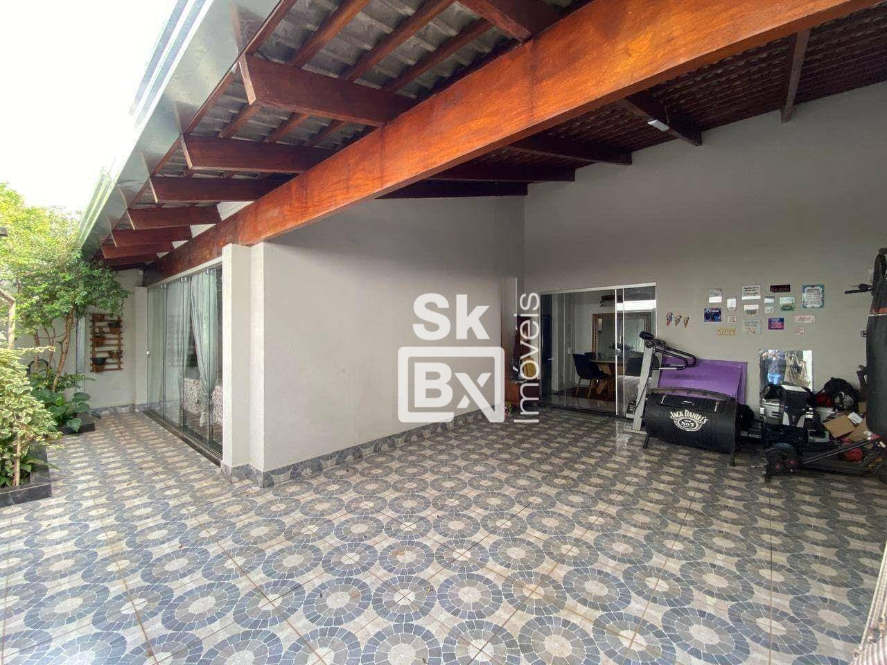 Casa à venda com 3 quartos, 229m² - Foto 22