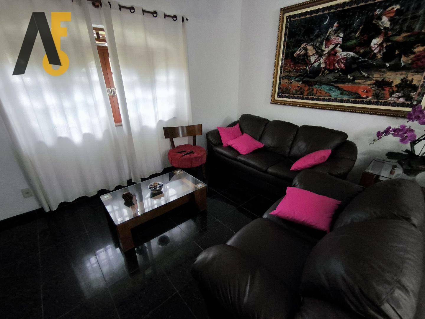 Casa à venda com 3 quartos, 299m² - Foto 9