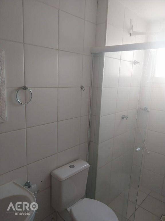 Apartamento à venda com 2 quartos, 65m² - Foto 14