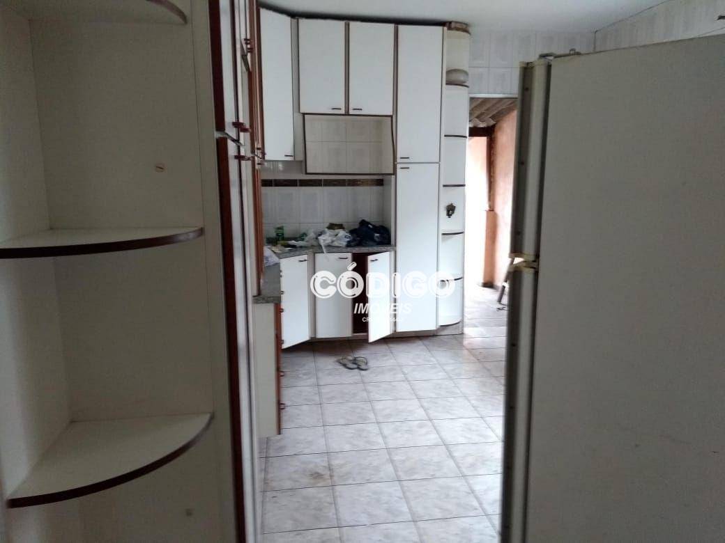 Sobrado à venda com 4 quartos, 260m² - Foto 5