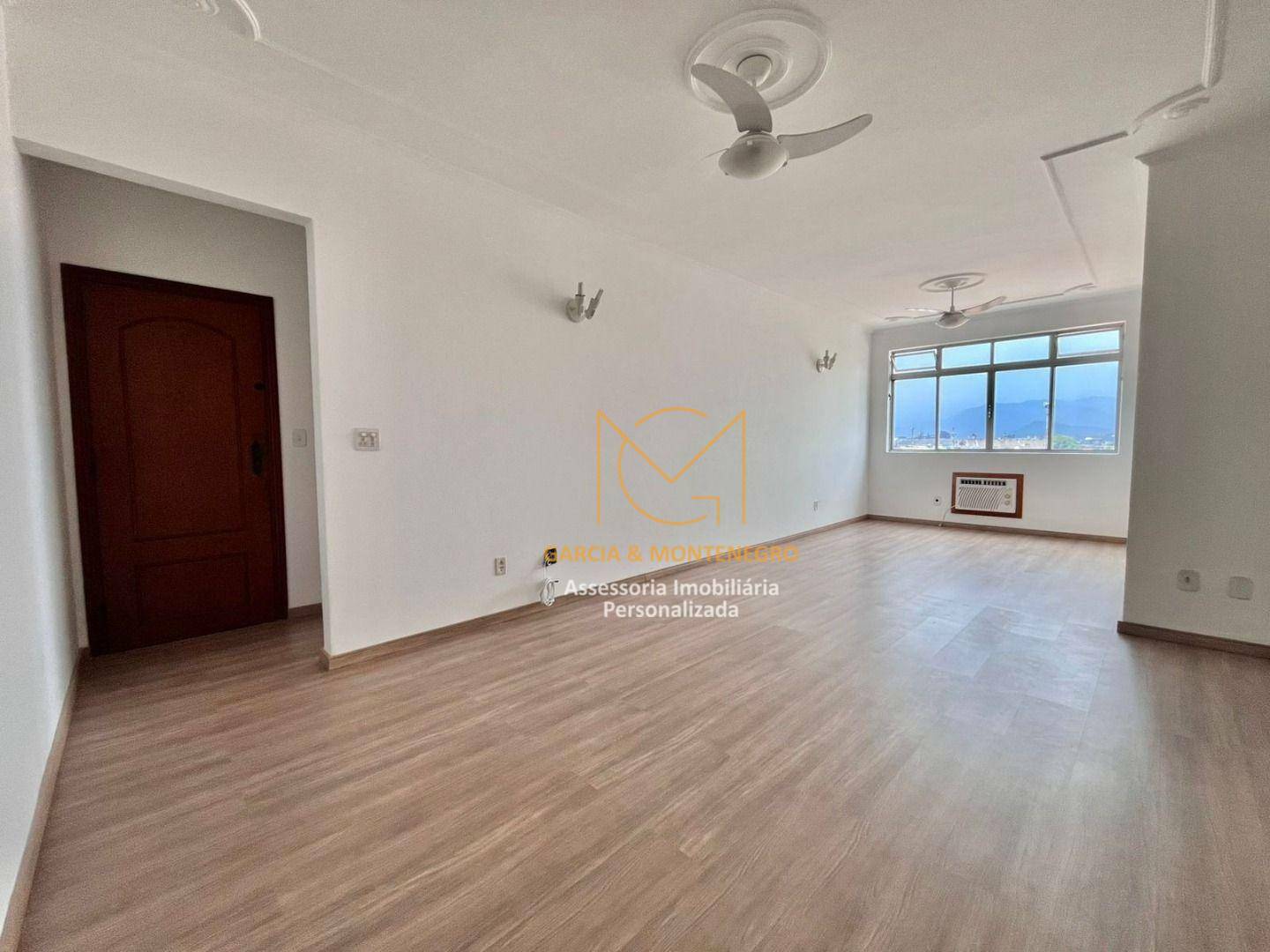 Apartamento à venda com 2 quartos, 115m² - Foto 3