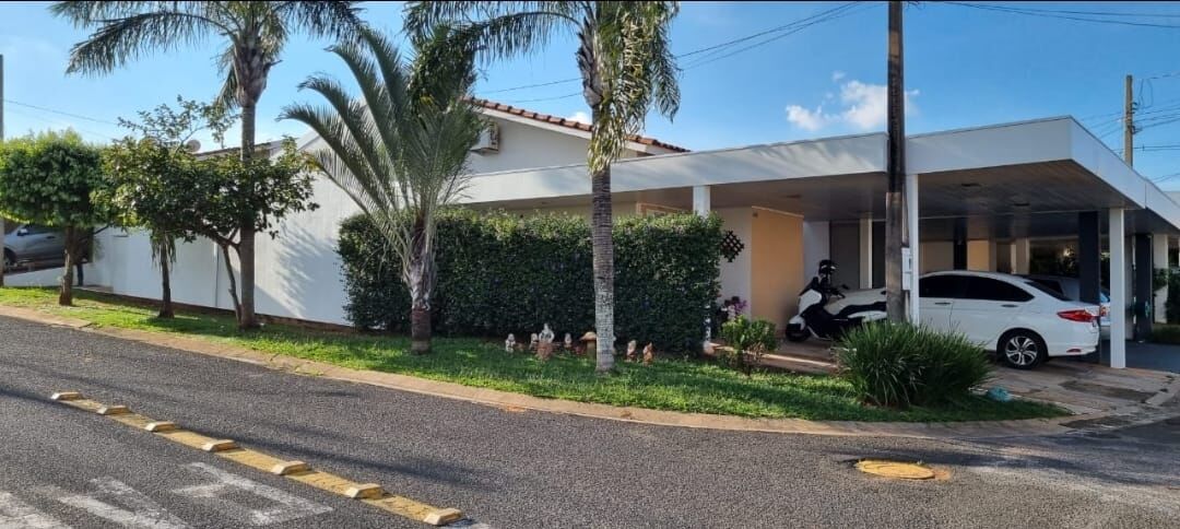 Casa à venda com 3 quartos, 66m² - Foto 8