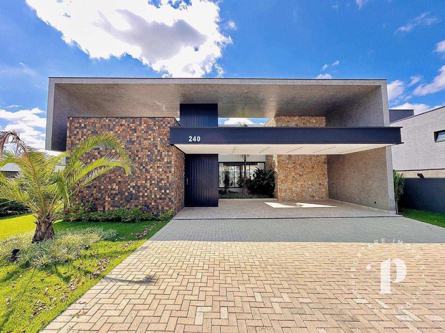 Casa de Condomínio à venda com 4 quartos, 448m² - Foto 2