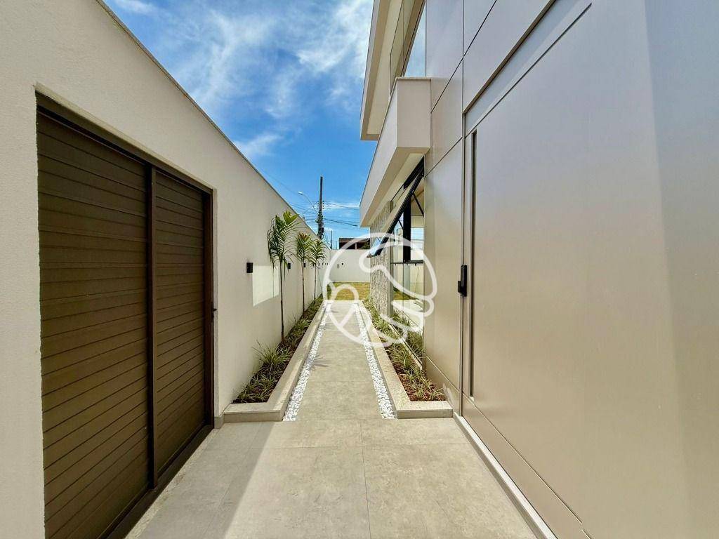 Casa, 3 quartos, 200 m² - Foto 1