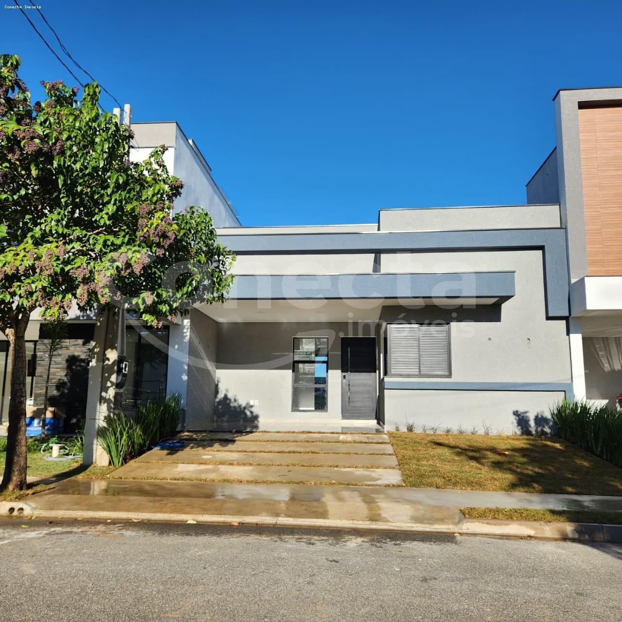 Casa de Condomínio à venda com 3 quartos, 179m² - Foto 2