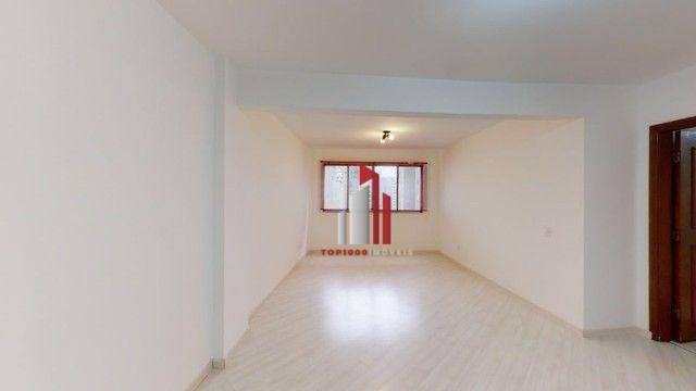 Apartamento à venda com 3 quartos, 136m² - Foto 1