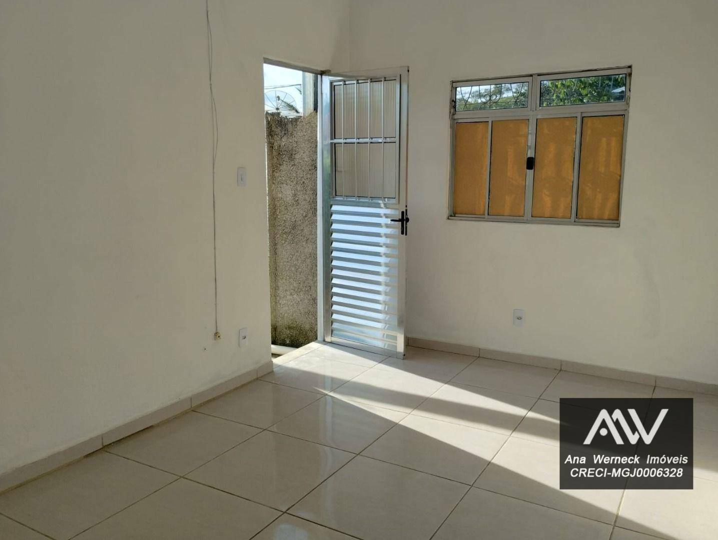 Casa à venda com 2 quartos, 79m² - Foto 6