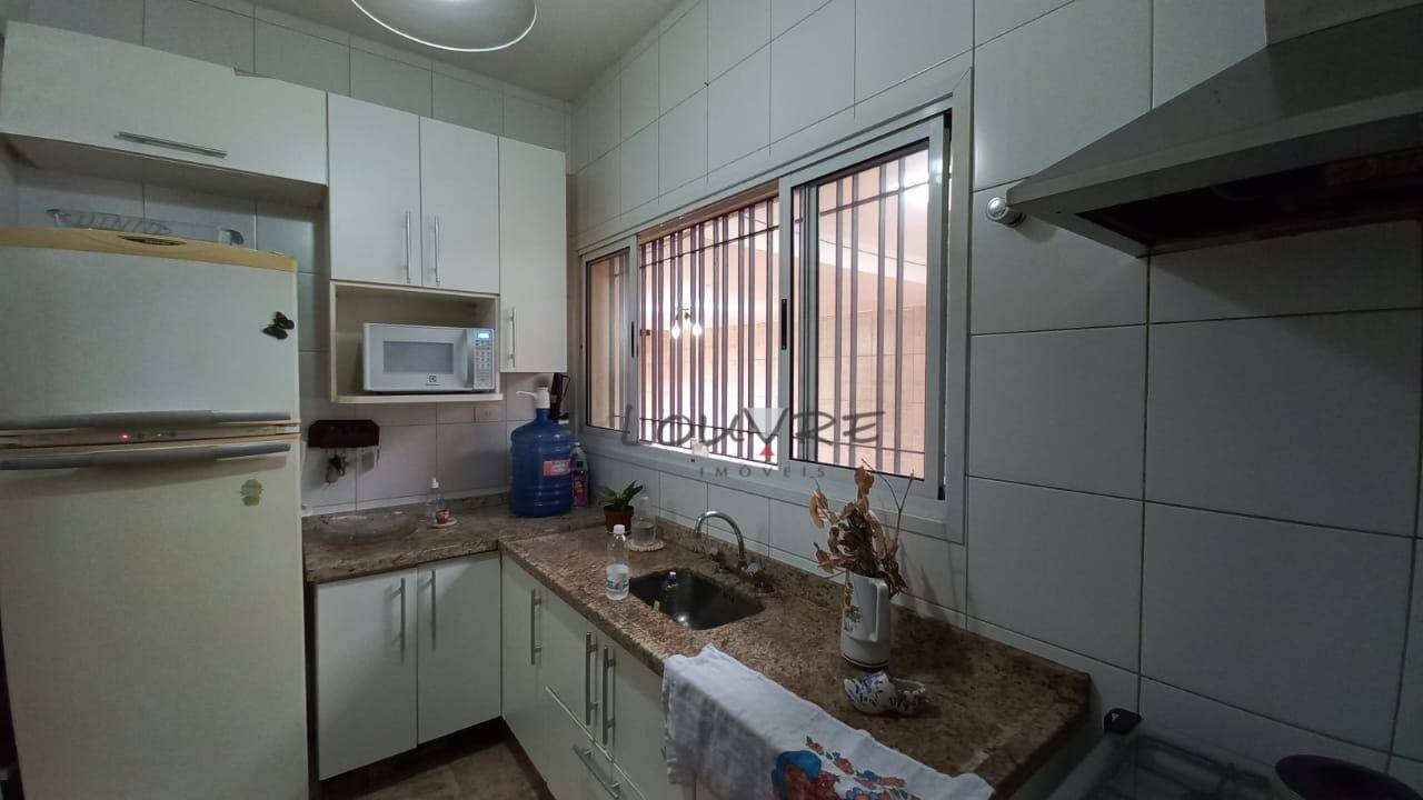 Casa à venda com 2 quartos, 144m² - Foto 11