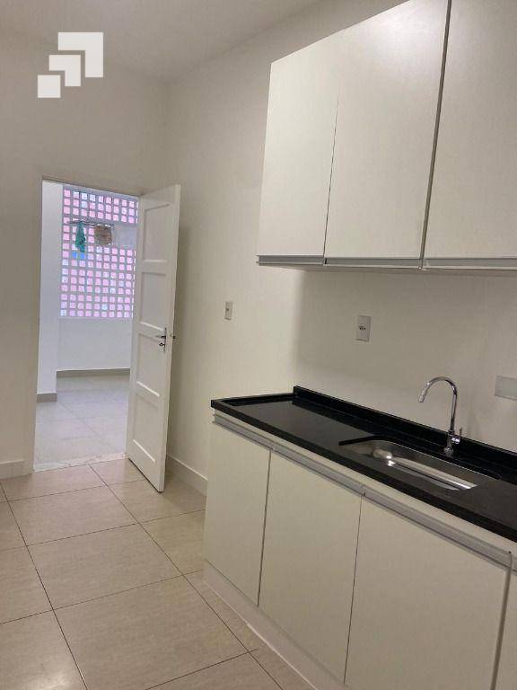 Apartamento para alugar com 3 quartos, 110m² - Foto 8