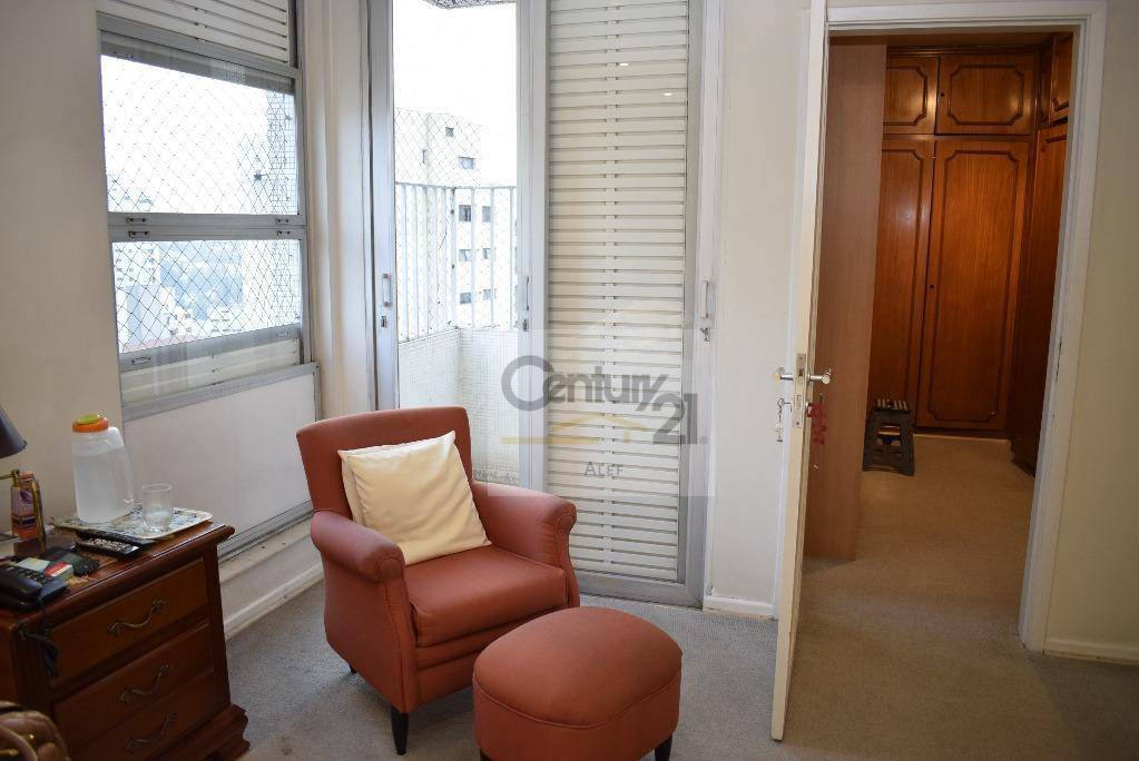 Apartamento à venda com 3 quartos, 271m² - Foto 16