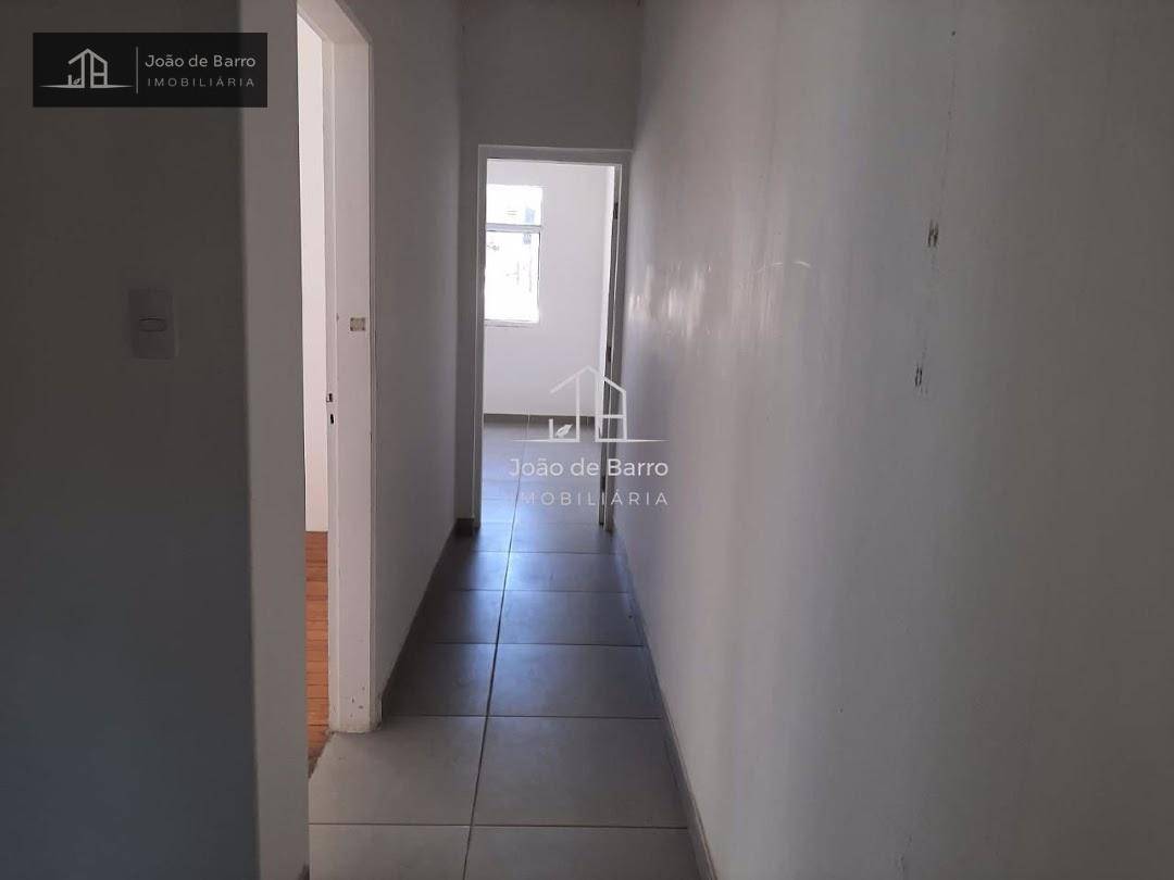 Casa à venda com 3 quartos, 130m² - Foto 14