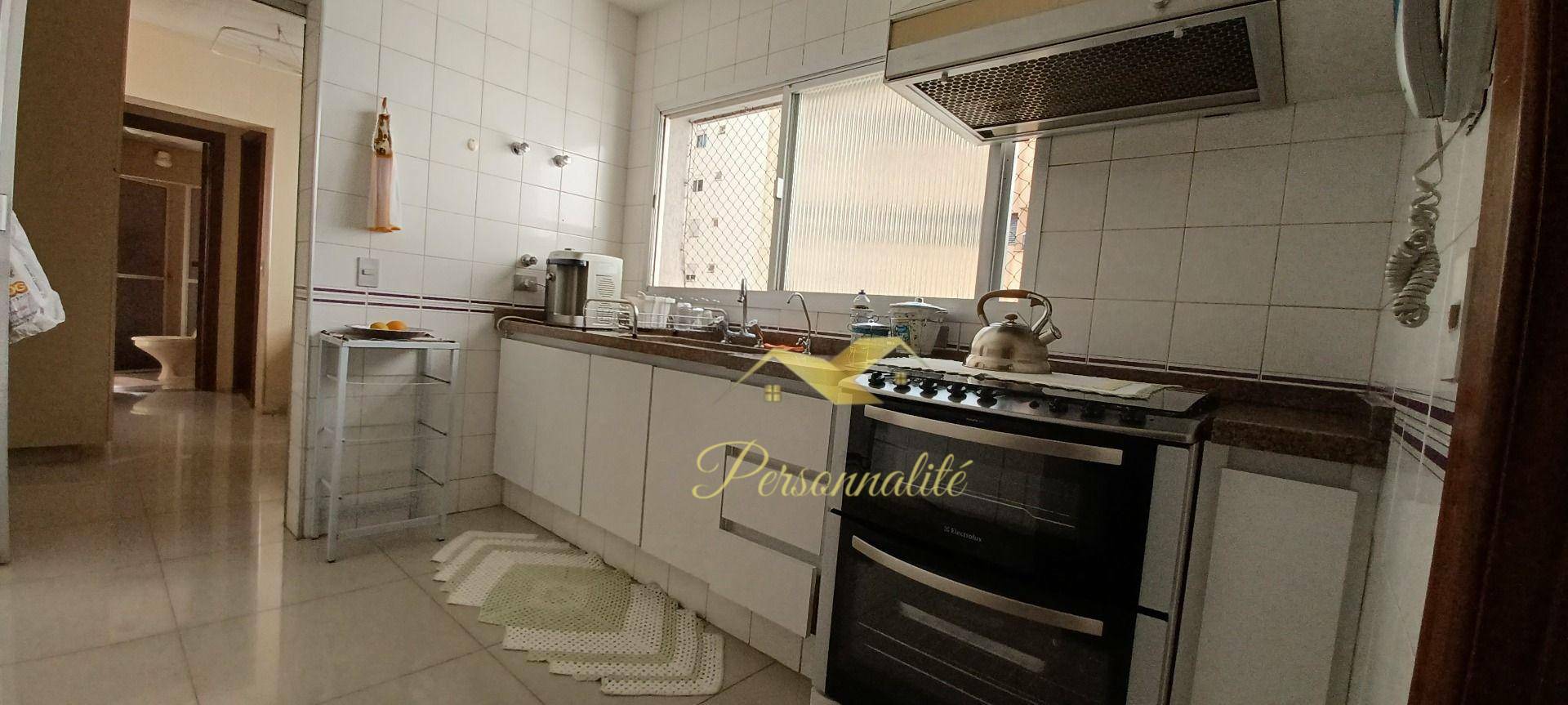 Apartamento à venda com 3 quartos, 228m² - Foto 21