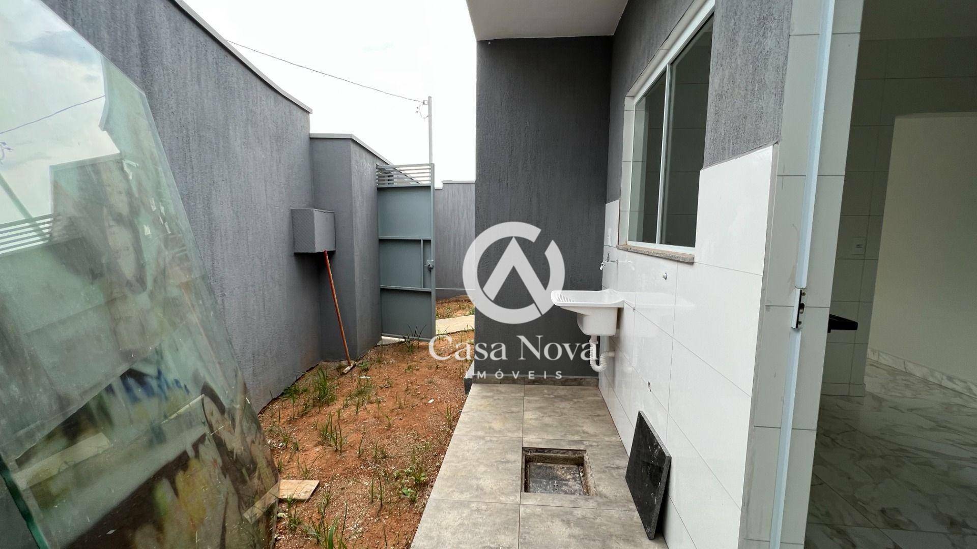 Casa à venda com 2 quartos, 100m² - Foto 4