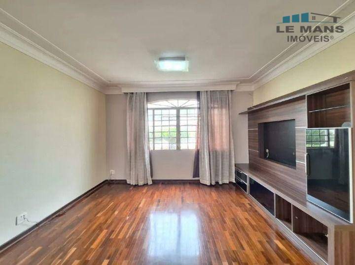 Casa à venda e aluguel com 3 quartos, 175m² - Foto 9