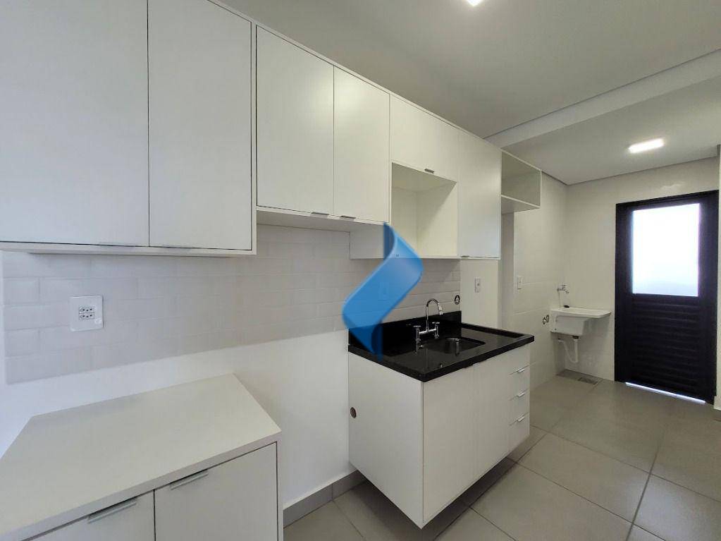 Apartamento para alugar com 2 quartos, 76m² - Foto 19