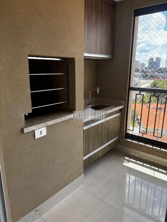 Apartamento à venda com 3 quartos, 124m² - Foto 4