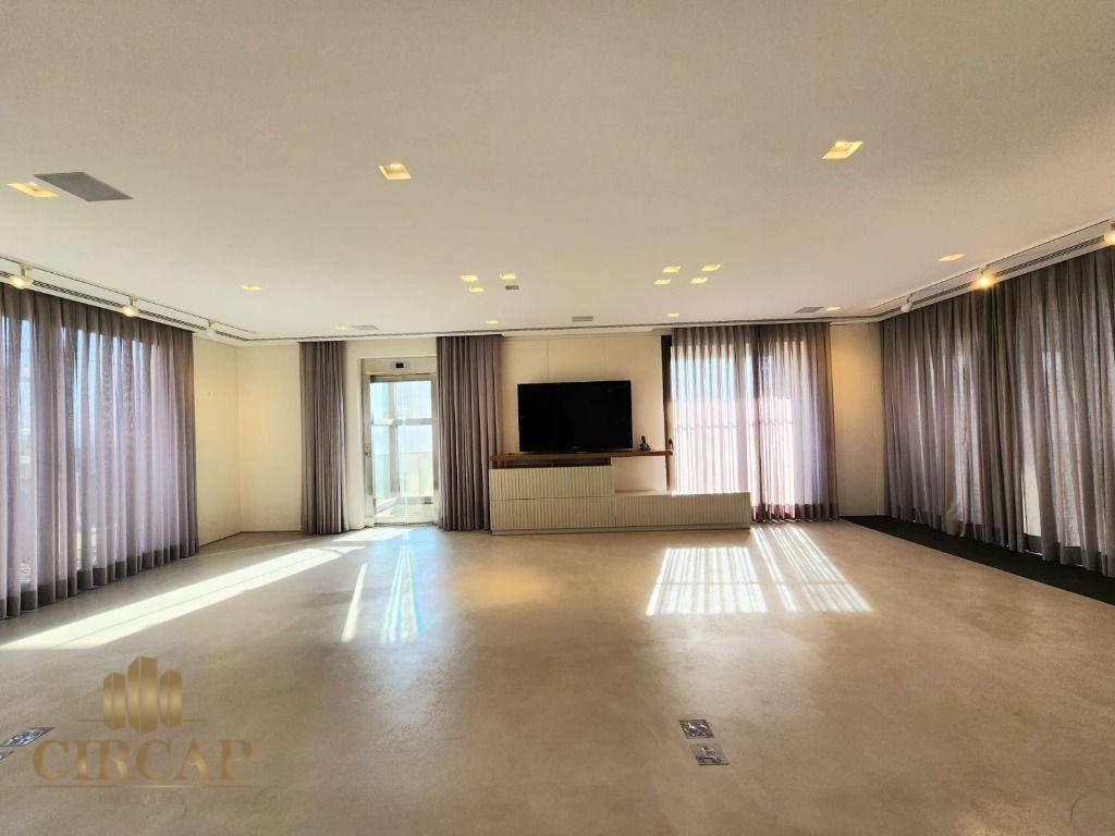 Cobertura, 3 quartos, 611 m² - Foto 11